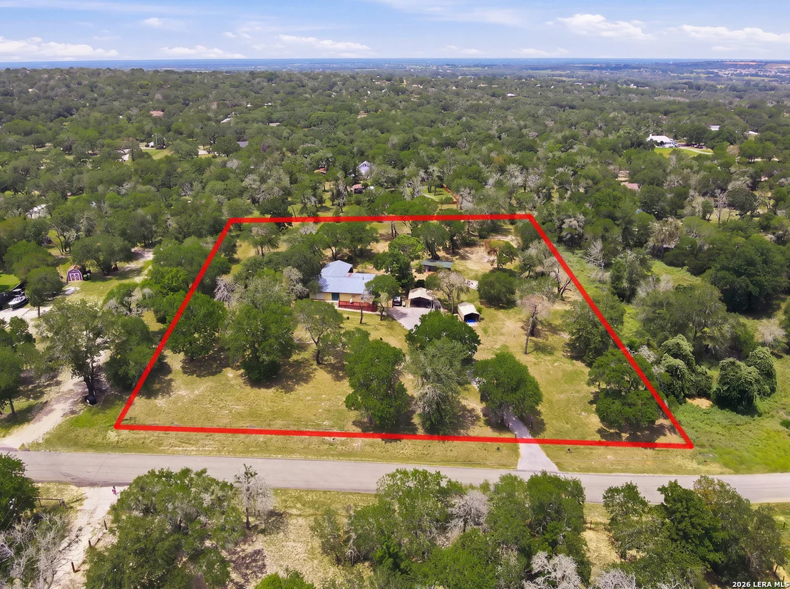 Photo of 1027 Bluebonnet