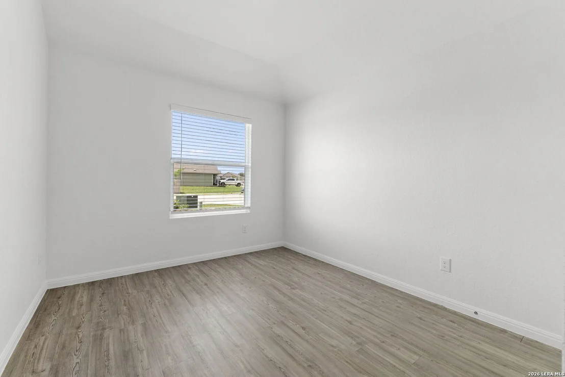 Photo of 105 OLYMPIC CV