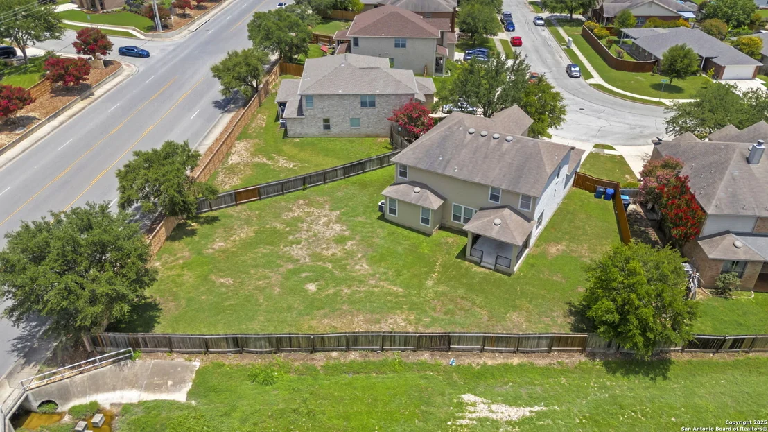 Photo of 213 Springtree Parkway
