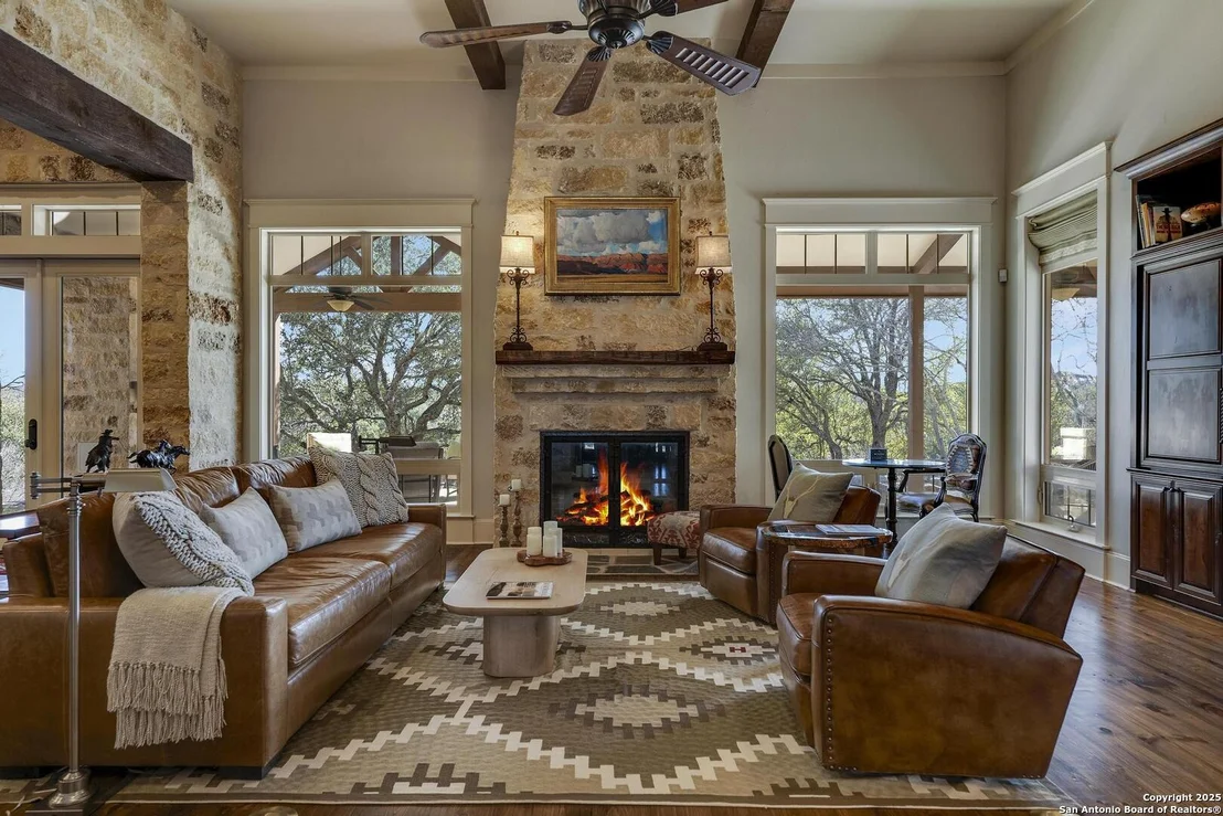 Photo of 107 LEGACY POINTE
