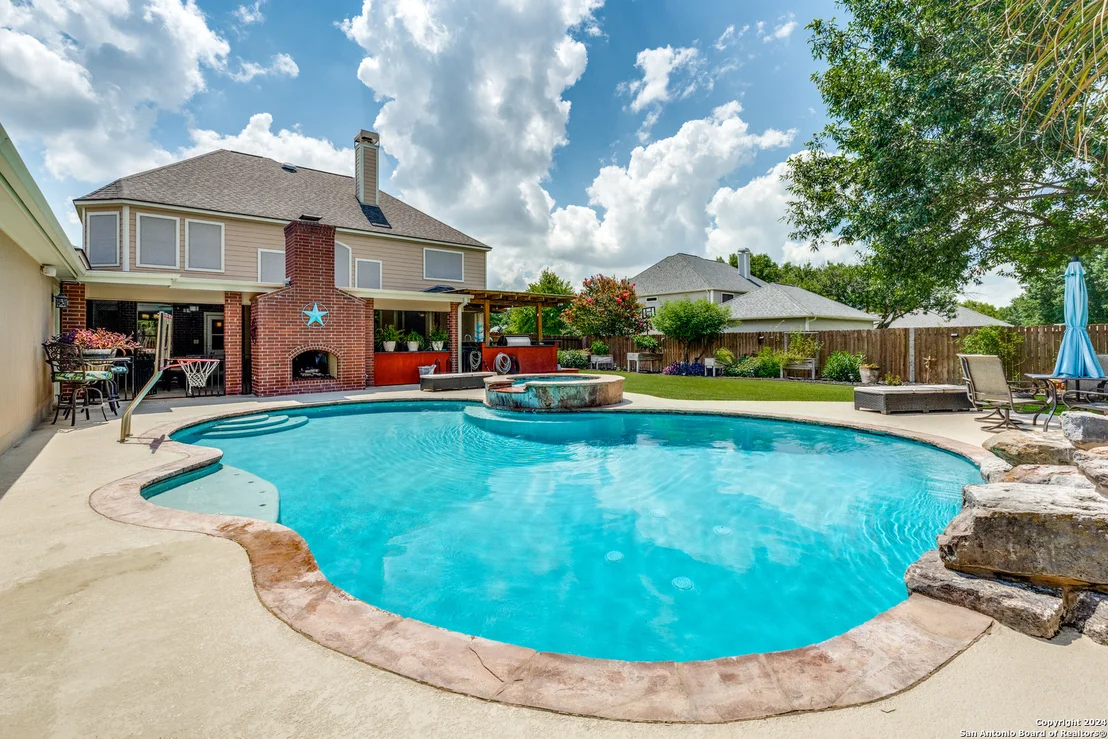 Photo of 312 las brisas