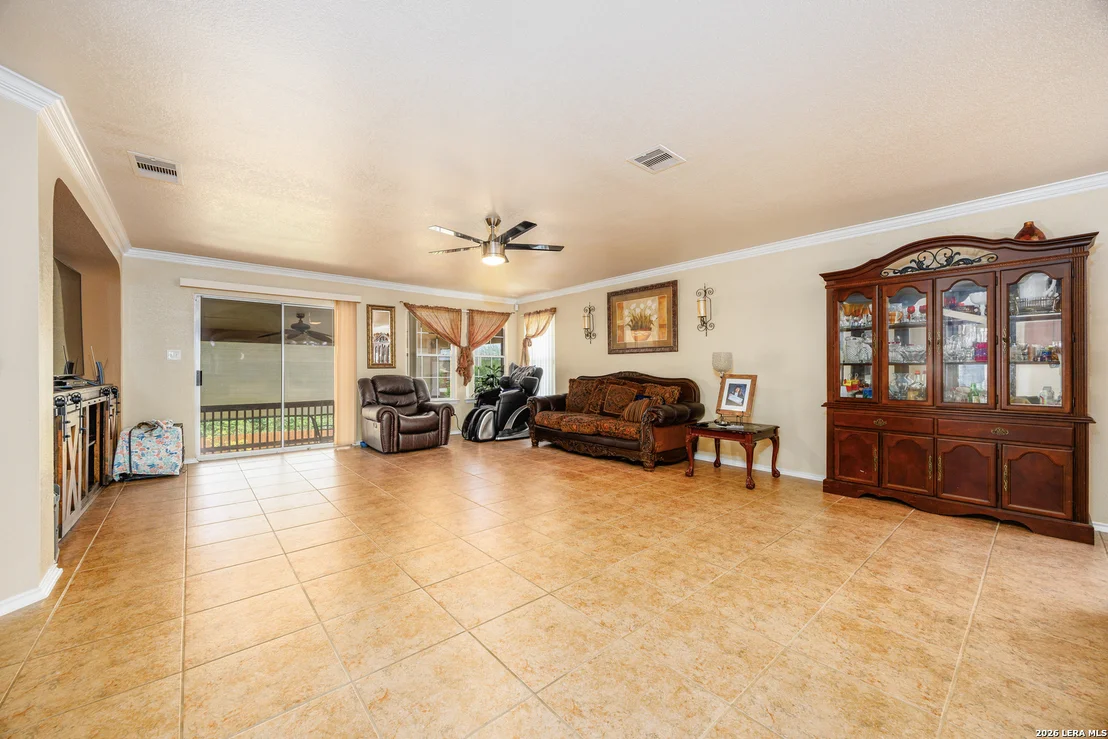 Photo of 1302 SUN GDN