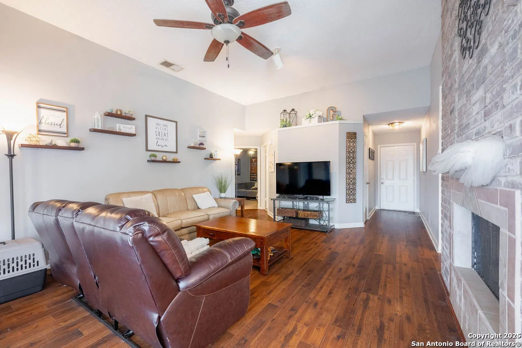 Photo of 8120 Forest Dawn