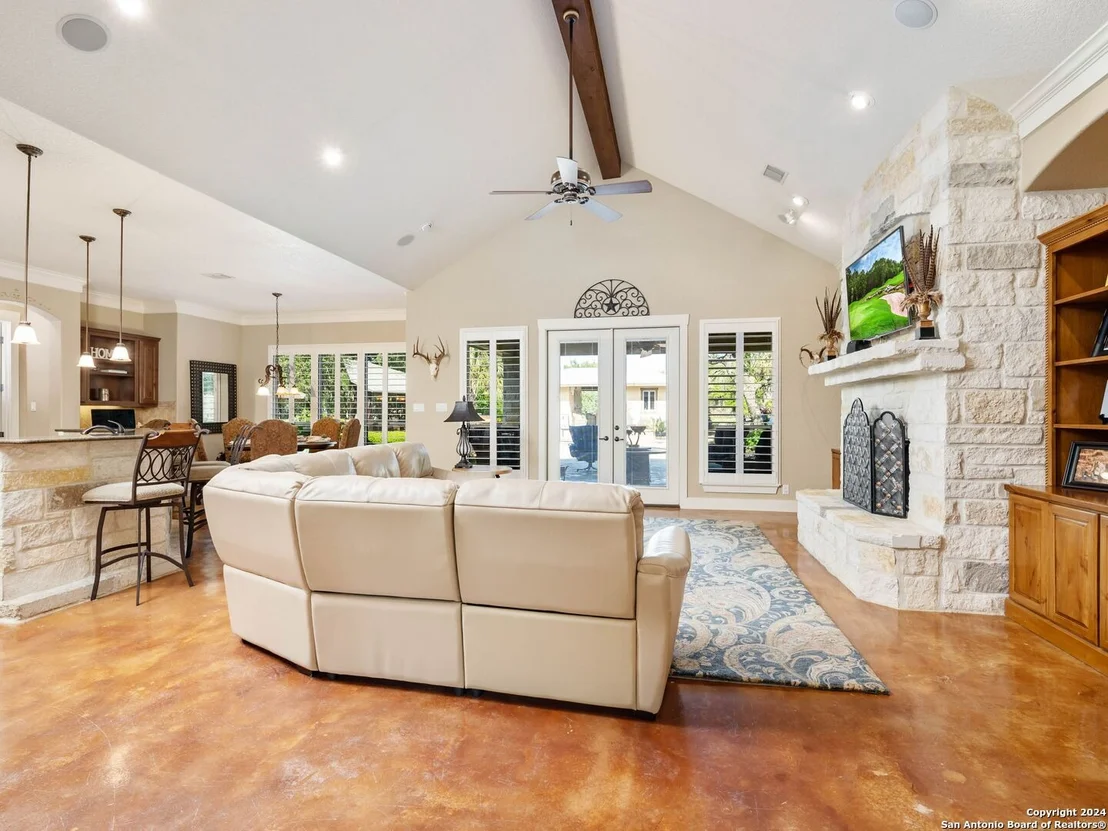 Photo of 676 Long Meadows