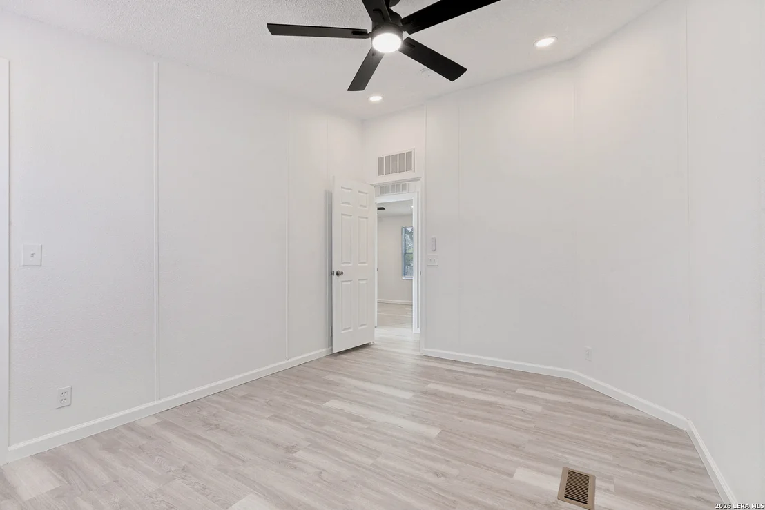 Photo of 5111 Savannah Woods