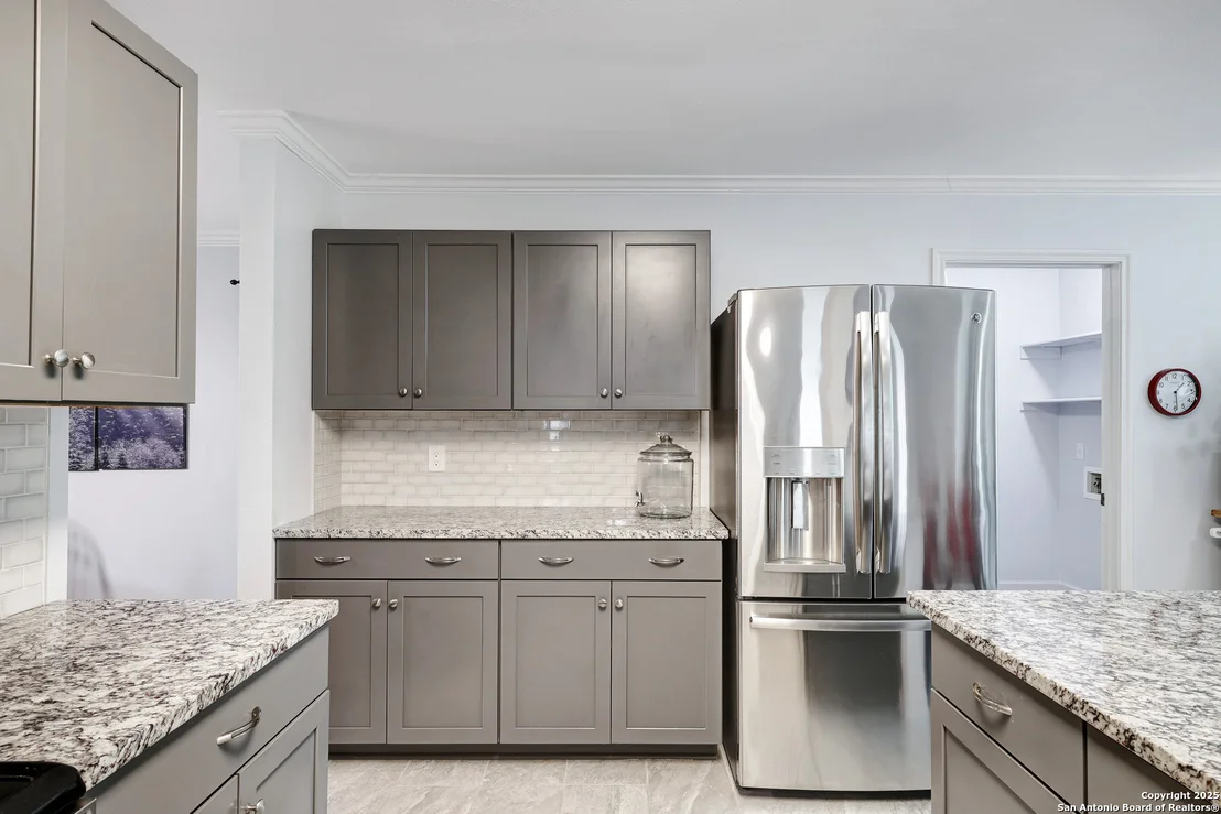 Photo of 9642 Elmstone