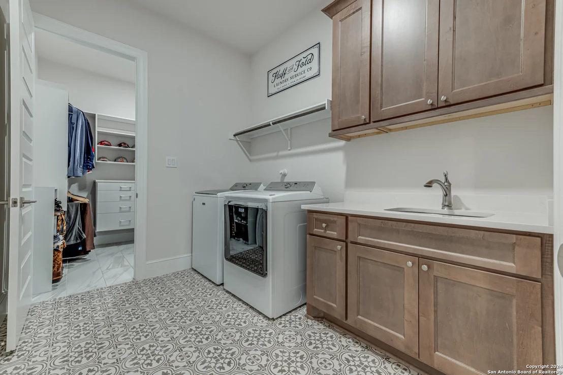 Photo of 4022 ABASOLO