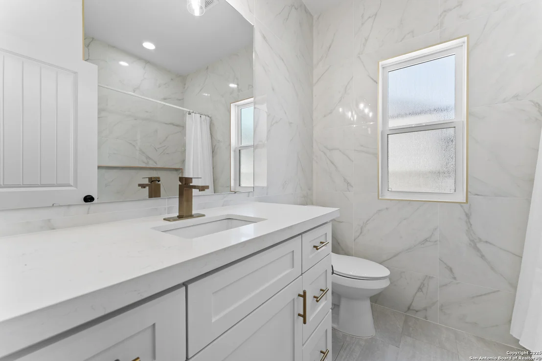 Photo of 1101 Persimmon