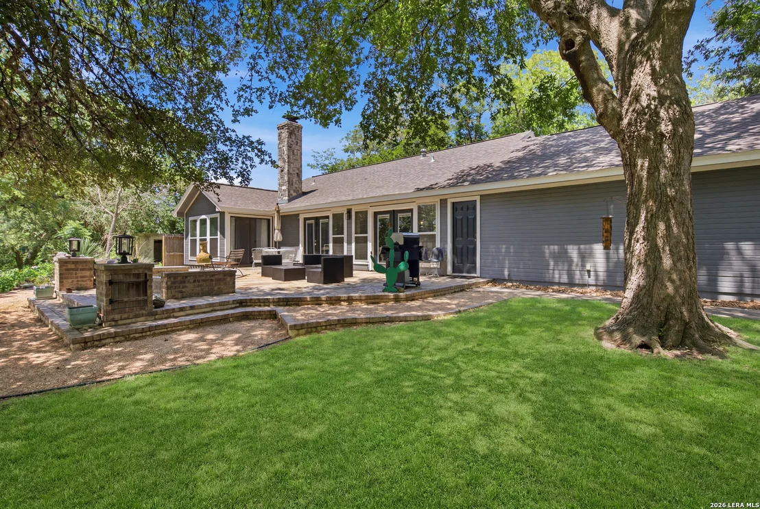 Photo of 109 CIBOLO CROSSING DR