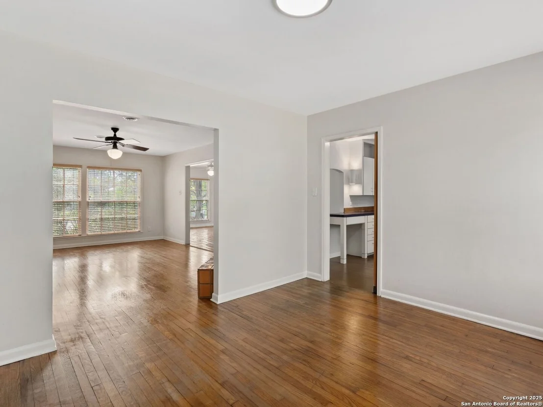 Photo of 329 Irvington