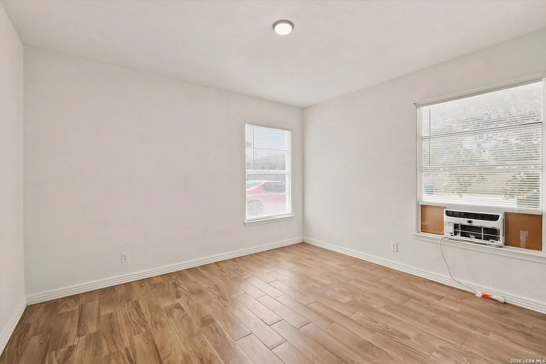 Photo of 4359 WILD OAK DR