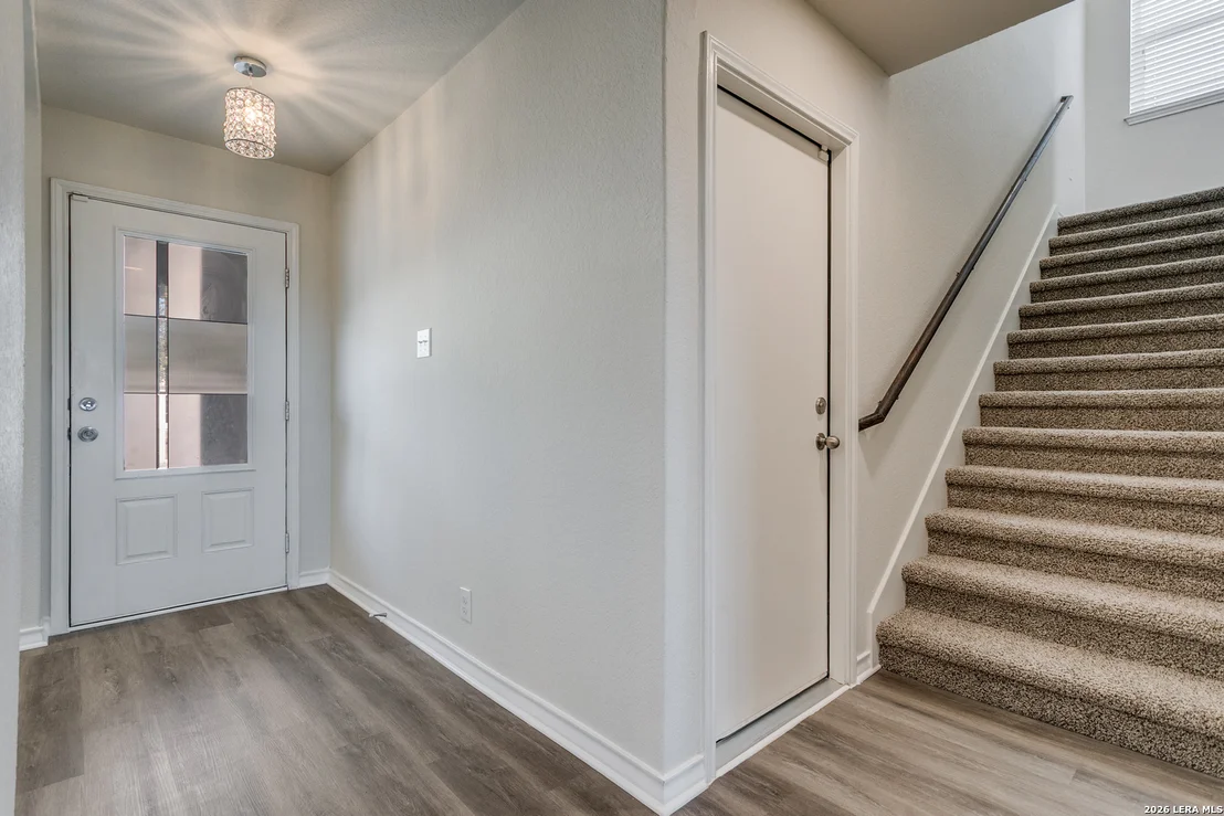 Photo of 2915 SUNSET BEND