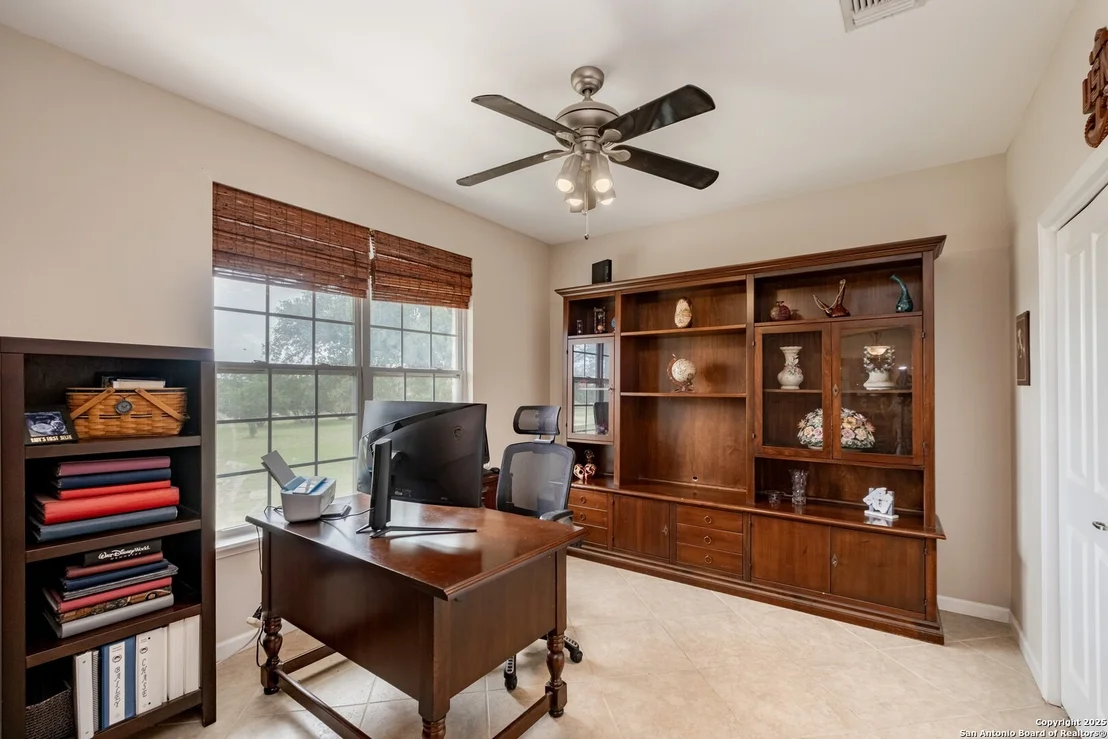 Photo of 233 N Fork