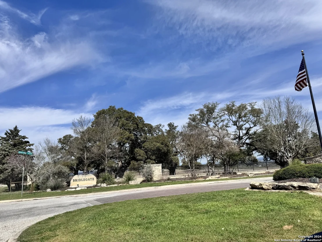 Photo of 247 Highgate Dr