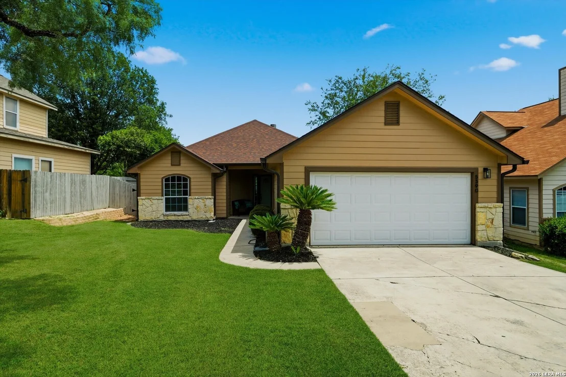 Photo of 5390 Chestnut View