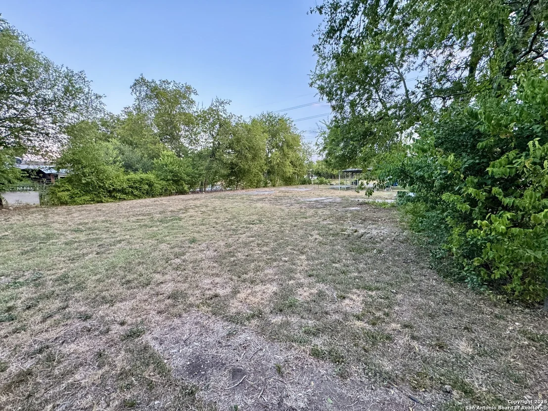 Photo of 415 Westfall