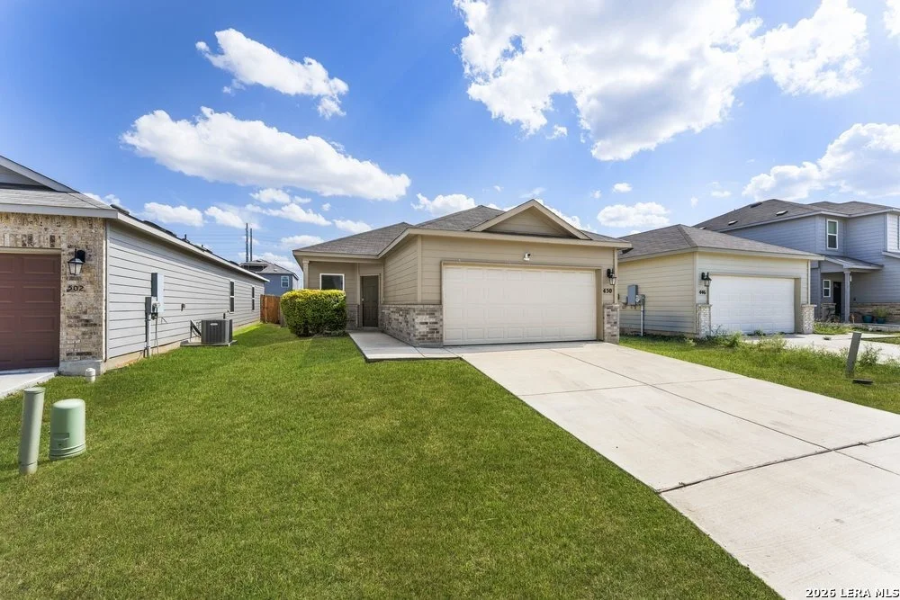 Photo of 450 Pleasanton Spring