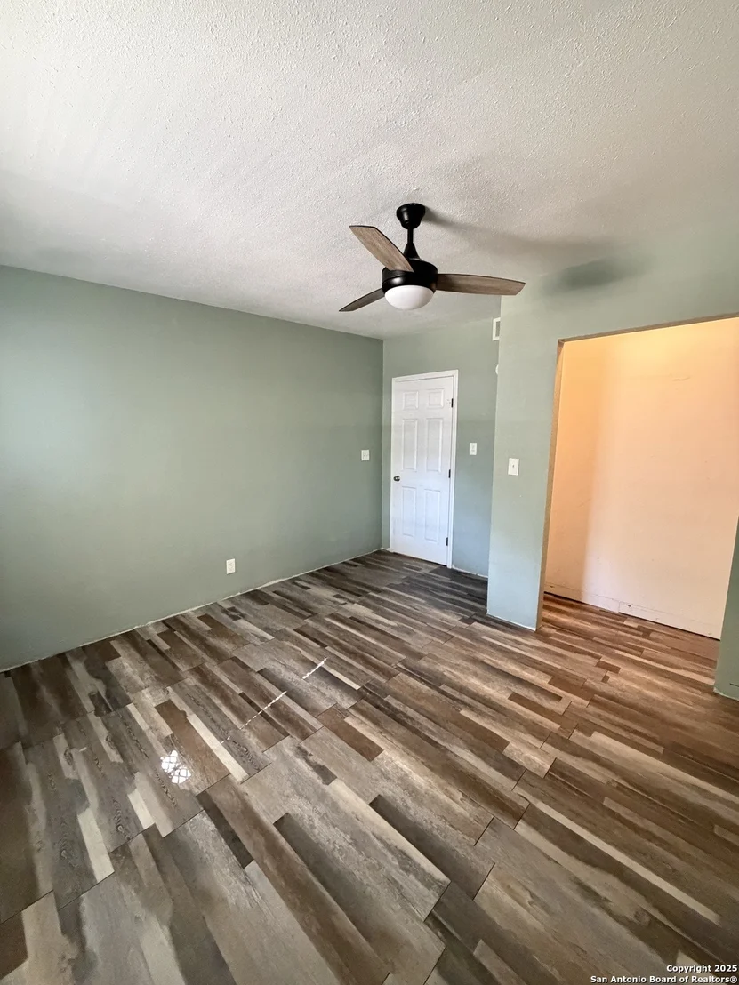 Photo of 702 Patton