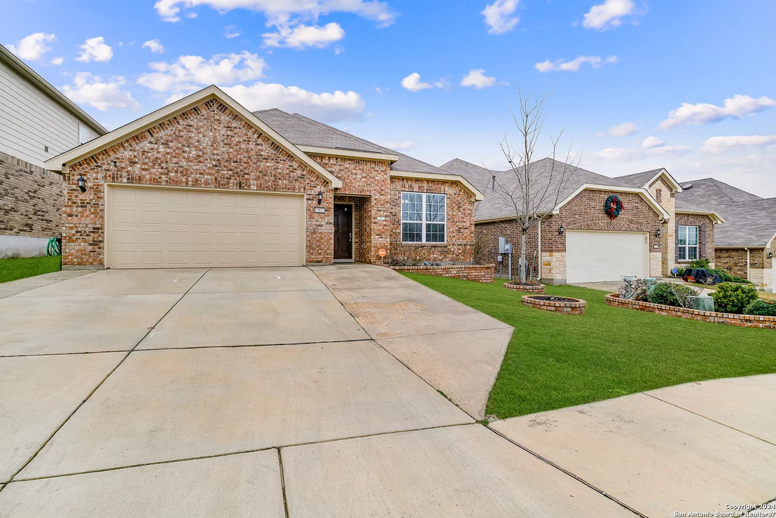 Photo of 12832 LAUREL BRUSH