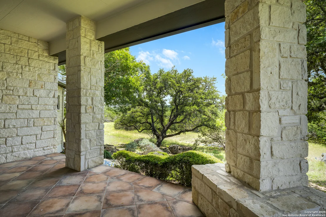Photo of 112 Legend Hollow