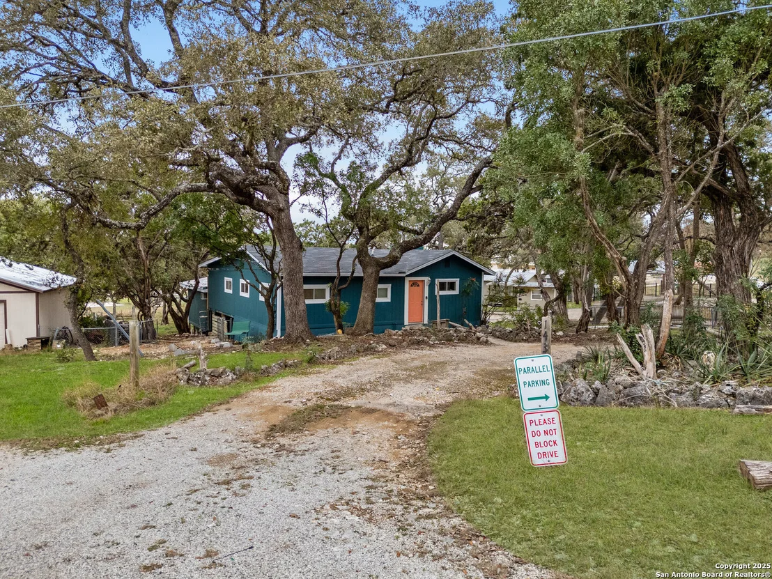 Photo of 143 Park Dr