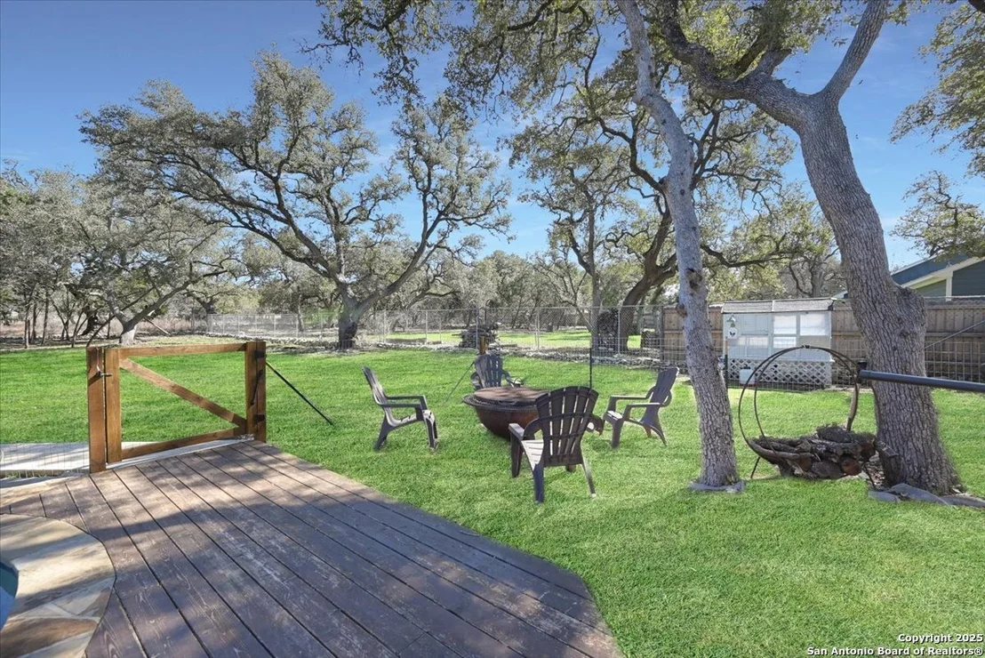 Photo of 6036 Circle Oak