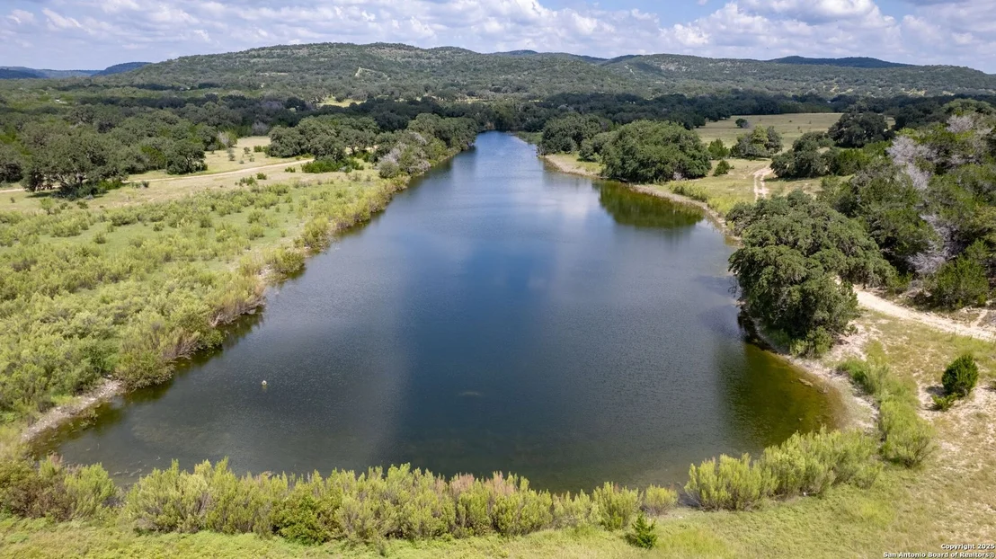 Photo of 565 Loop Rd.