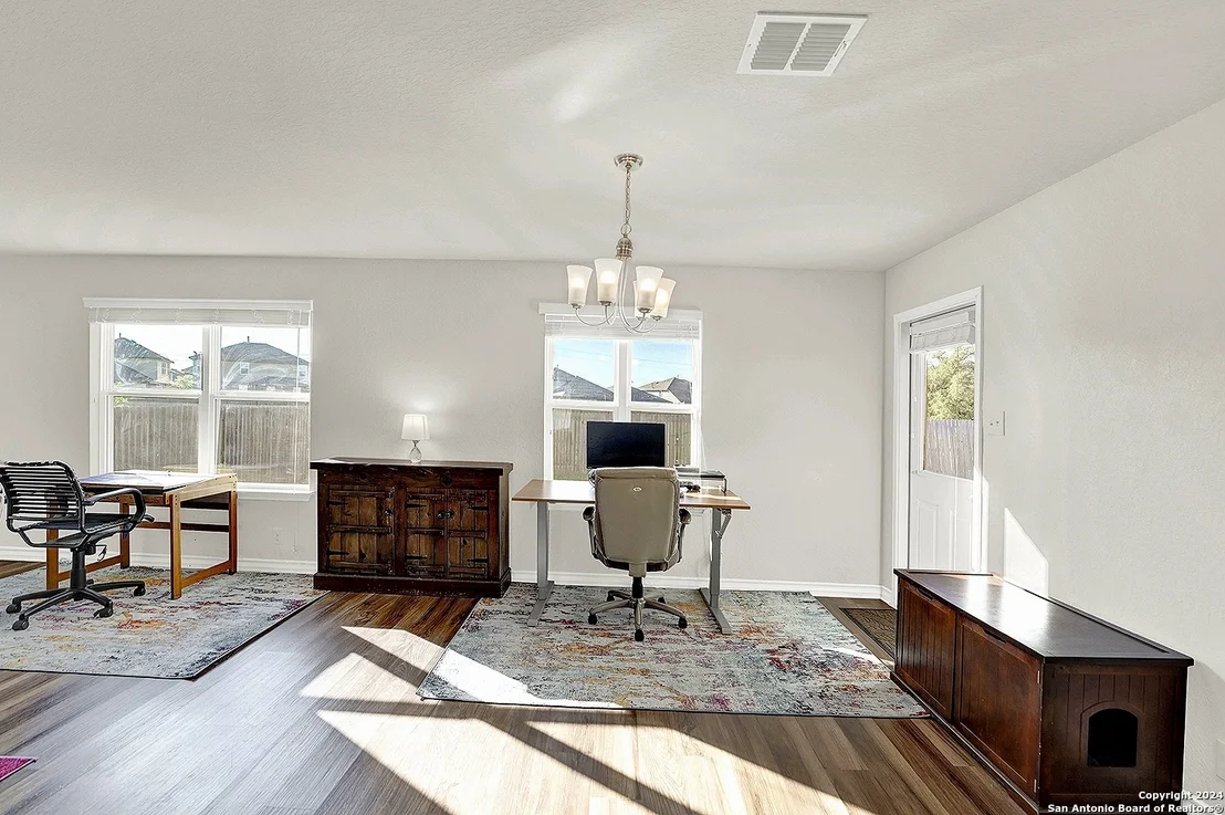 Photo of 8702 Addison Rdg