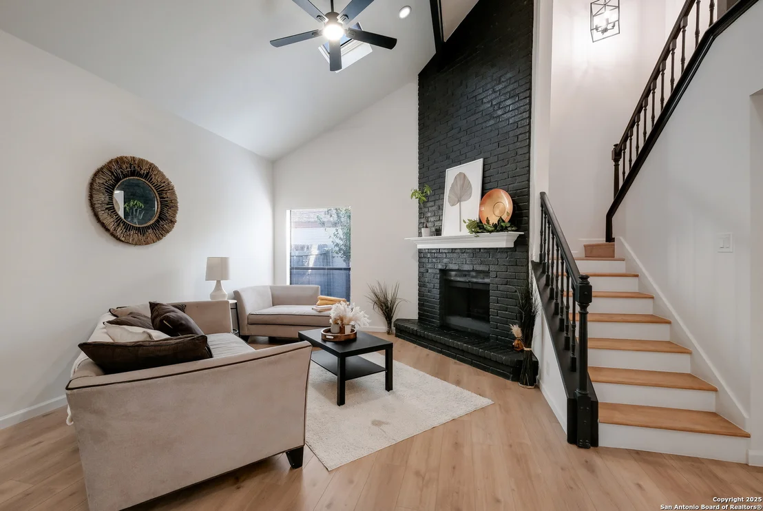 Photo of 1402 Brook Meadow