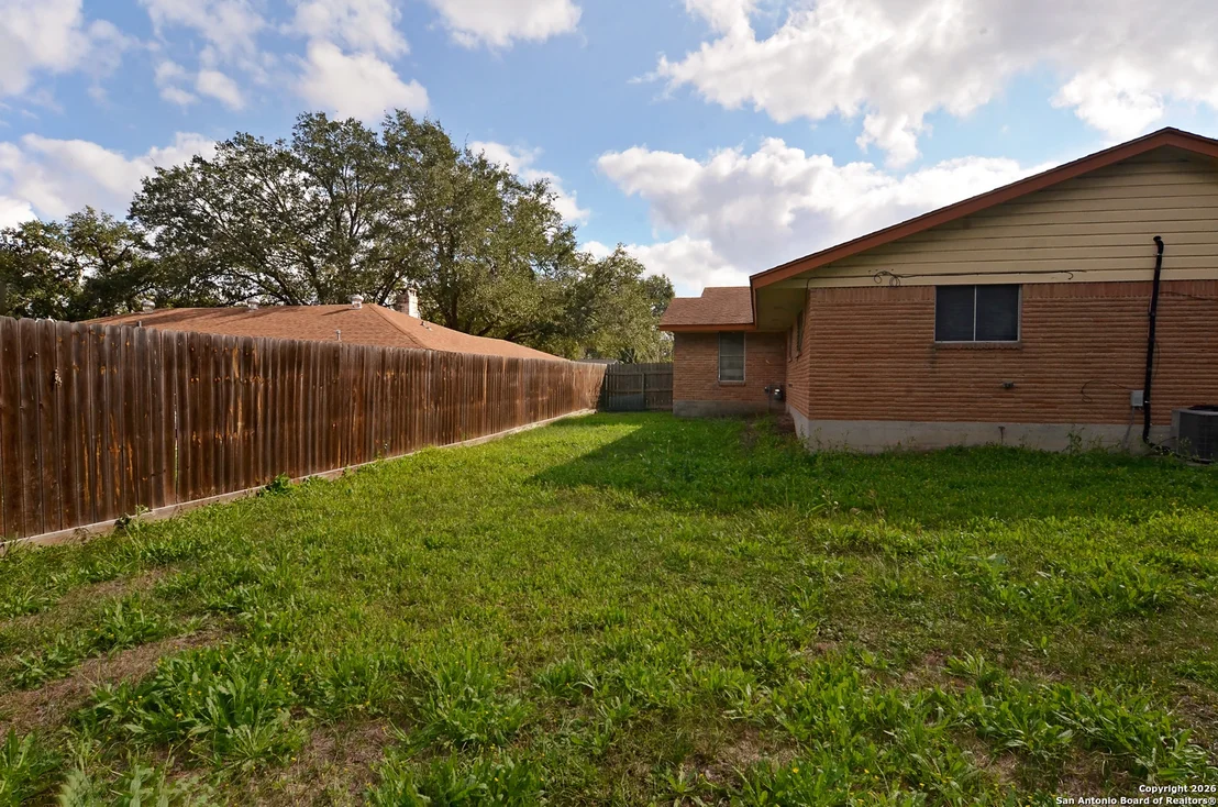 Photo of 1407 Mockingbird Lane