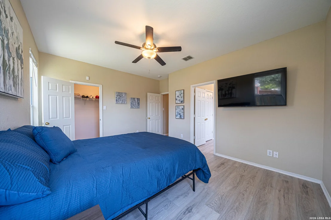 Photo of 431 DIANA DR