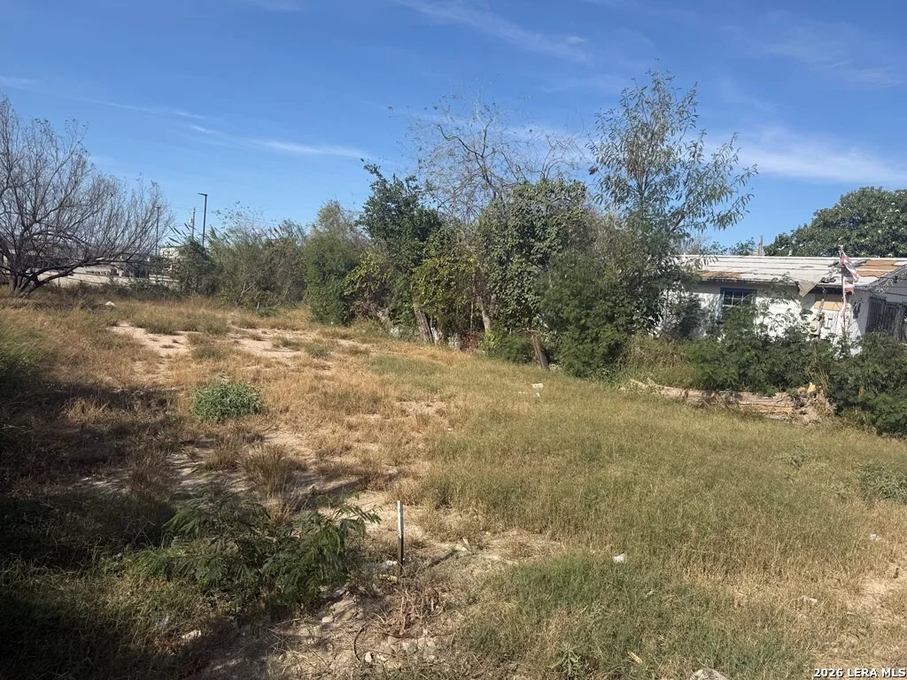 Photo of 899 Madison Street