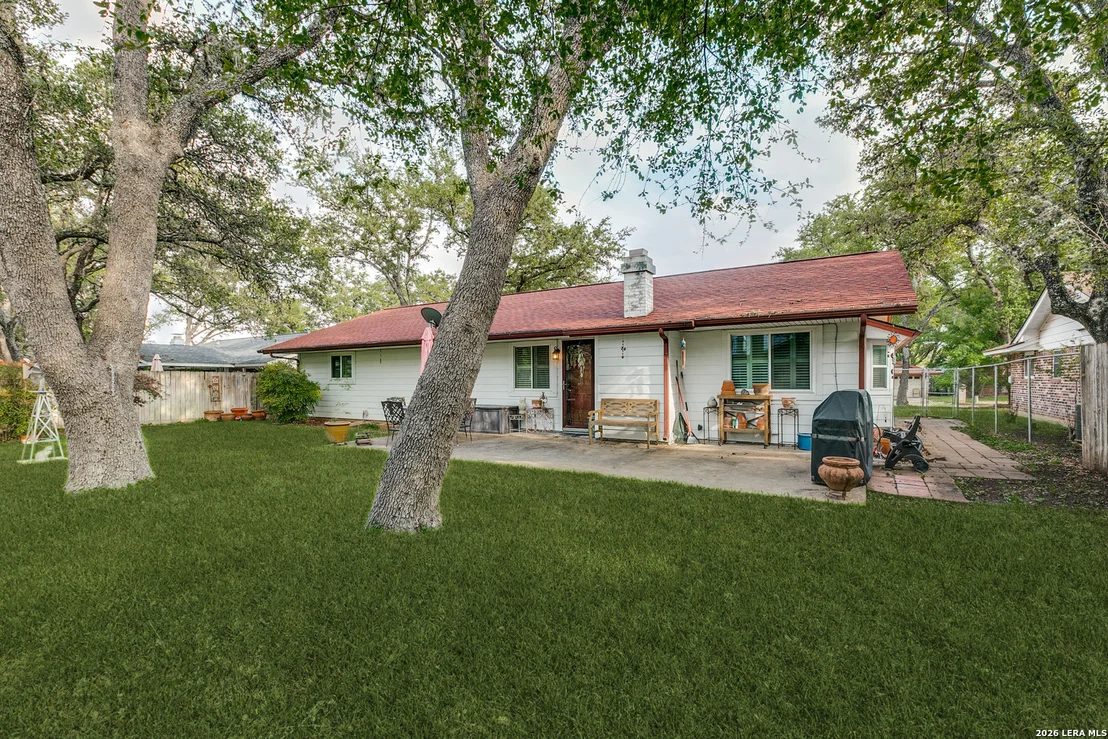 Photo of 5819 DEAN MARTIN ST