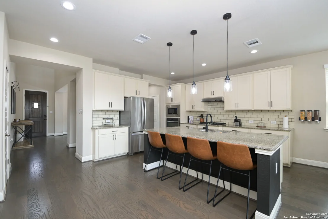 Photo of 2211 Abadeer Trl