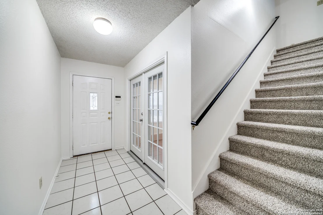 Photo of 7910 DAWNTREE PL
