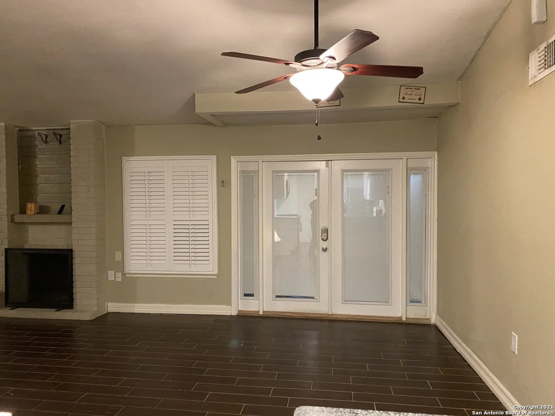 Photo of 9690 SOUTH BND