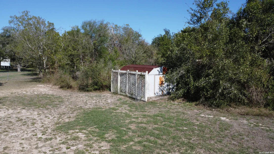 Photo of 213 DEER SLAYER DR