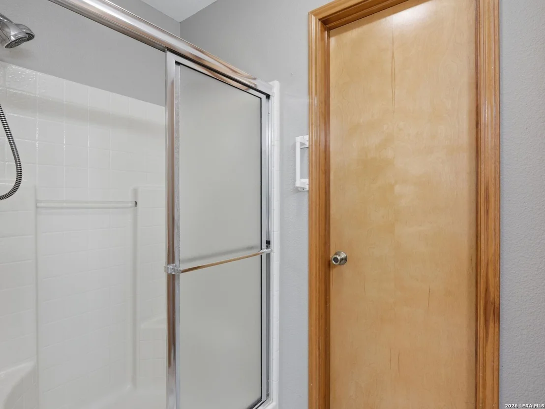 Photo of 526 Riverside Dr