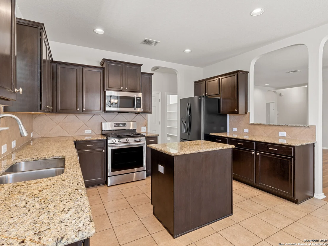 Photo of 8410 Cedar Meadows