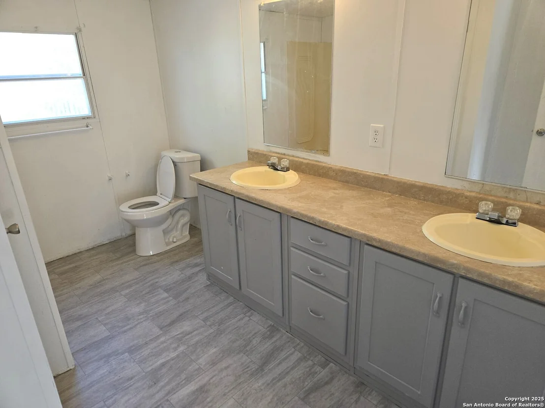 Photo of 4124 Farmview