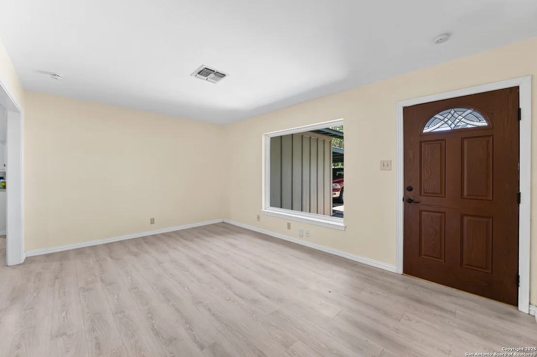 Photo of 126 CREATH PL