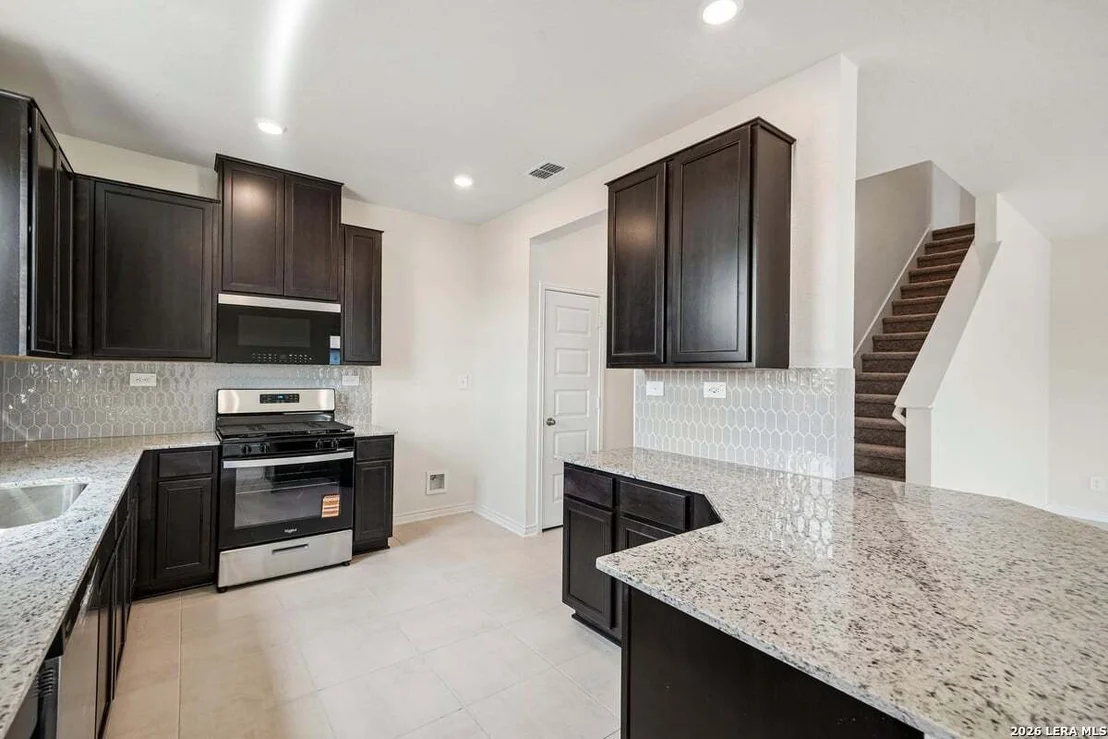 Photo of 10018 JAGGER AVENUE