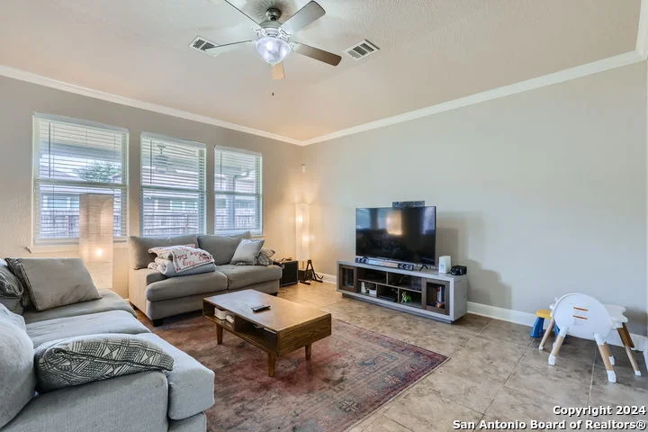 Photo of 109 GRAND VIS