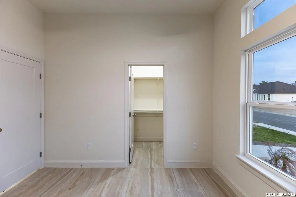 Photo of 825 Ceniza Dr.