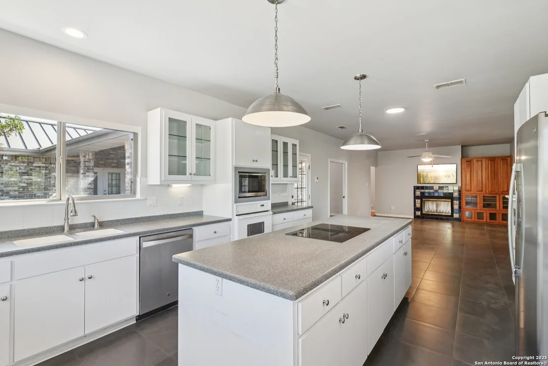 Photo of 2905 Hidden Elm
