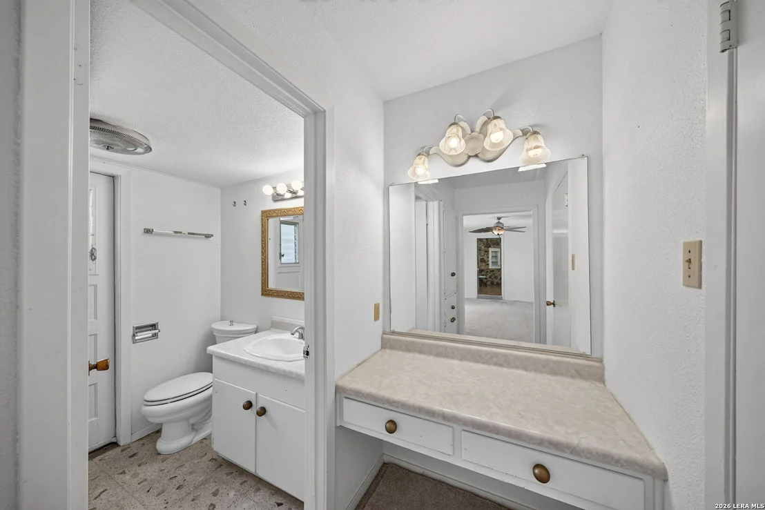 Photo of 105 DORIS DR