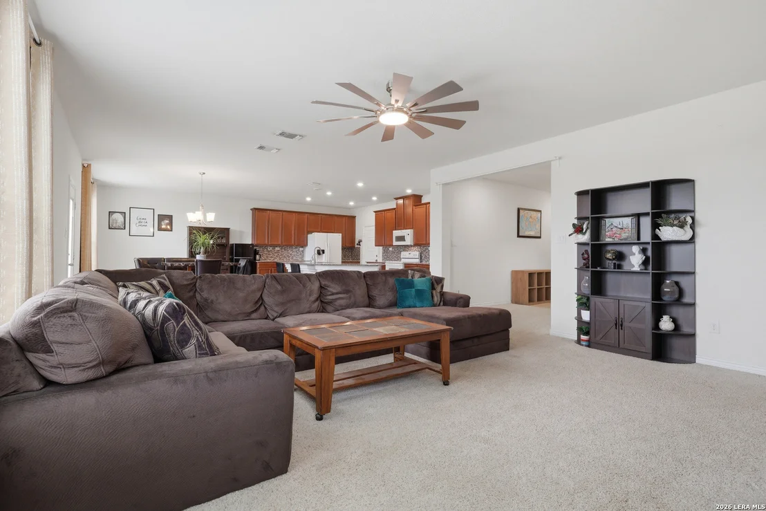 Photo of 318 COLONIAL BLF