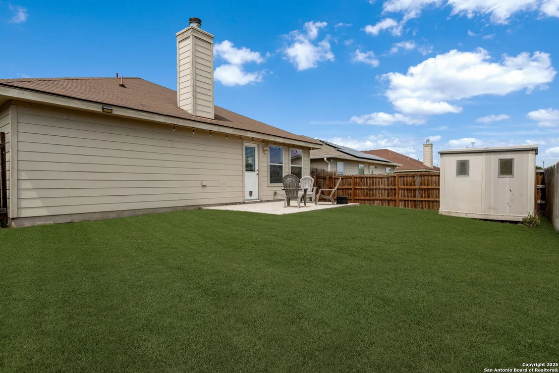 Photo of 8434 Blackstone