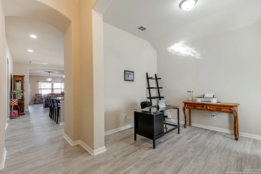 Photo of 8439 MEADOW PLNS