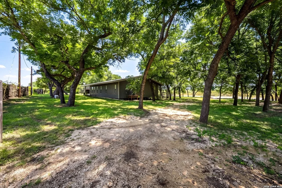 Photo of 27046 State Highway 55